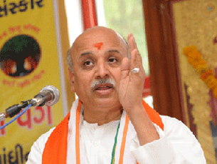 VHP to hold live telecast of Togadia’s speech